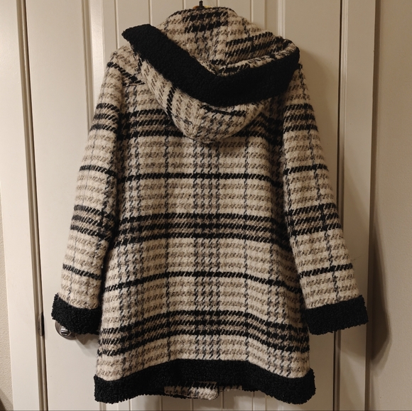 Sam Edelman - Picture 4 of 7